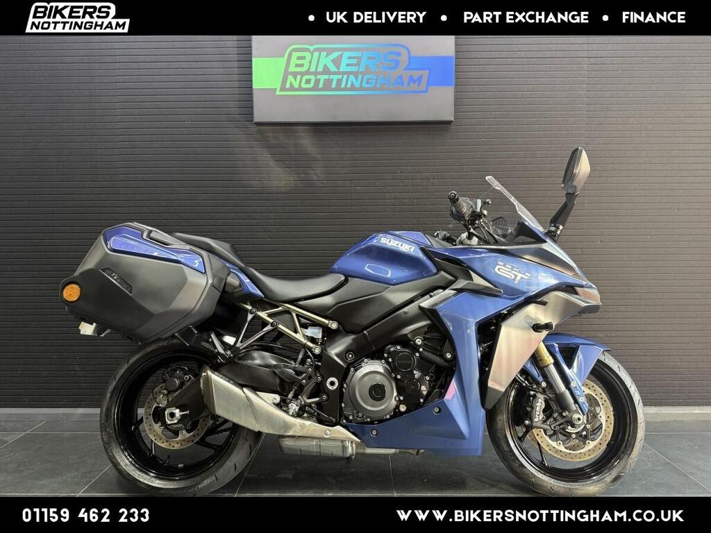 Suzuki GSX-S1000GT+