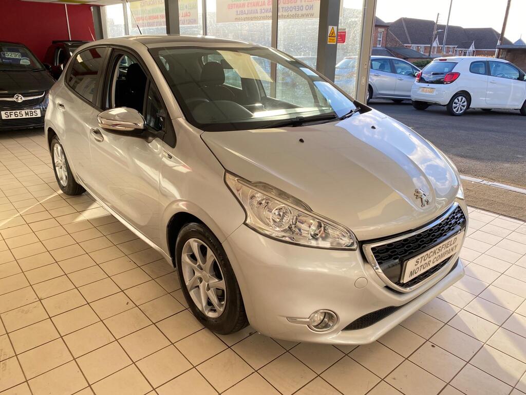 Peugeot 208 Hatchback 1.2 VTi PureTech Style Euro 6 5dr