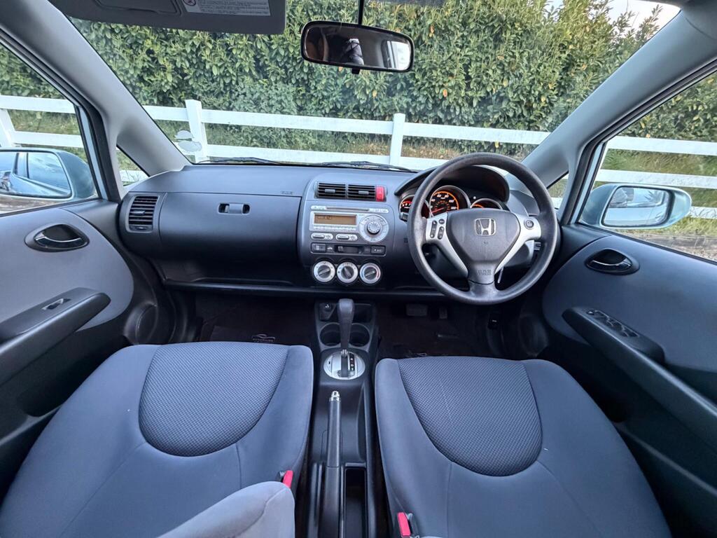 2005 Honda Jazz thumbnail 15