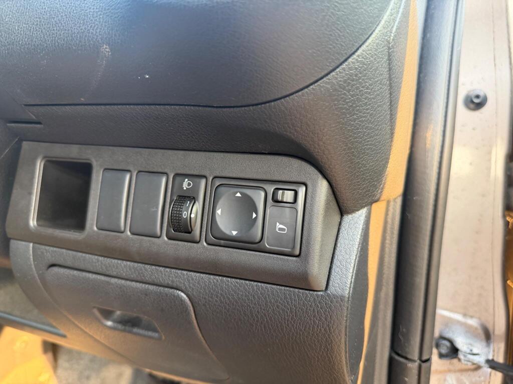 2009 Nissan Note thumbnail 26
