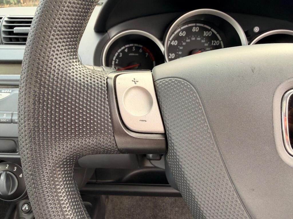 2004 Honda Jazz thumbnail 39