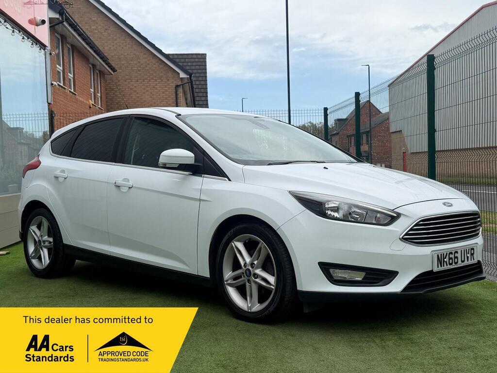 Ford Focus Hatchback 1.0T EcoBoost Zetec Euro 6 (s/s) 5dr