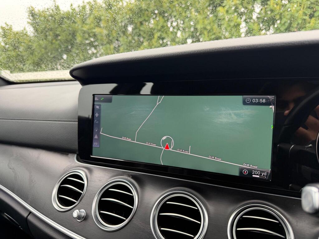 2016 Mercedes-Benz E Class thumbnail 39