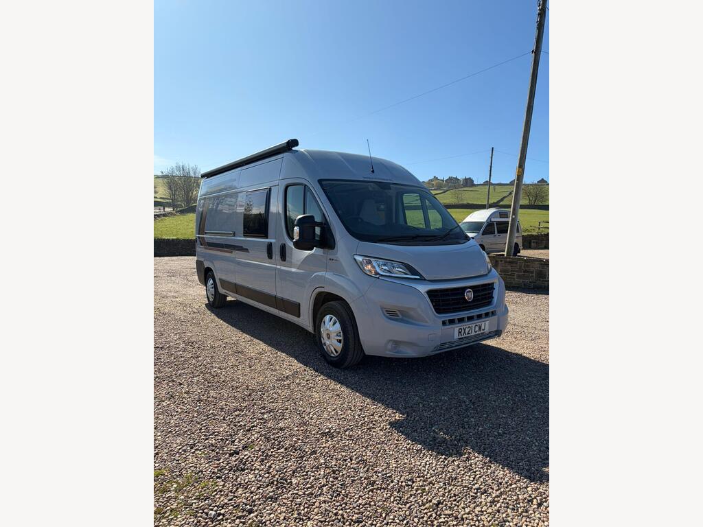 Weinsberg CaraBus Motorhome Campervan Camper Motorhome Dayvan