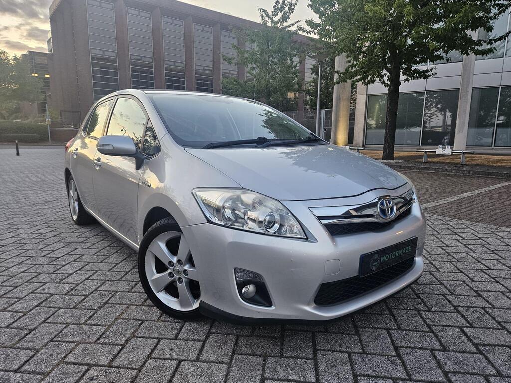 Toyota Auris Hatchback 1.8 VVT-h T Spirit CVT Euro 5 (s/s) 5dr