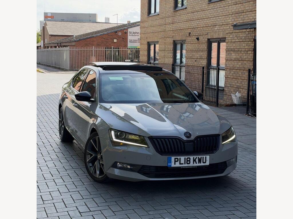 Skoda Superb Hatchback 2.0 TDI SportLine DSG Euro 6 (s/s) 5dr