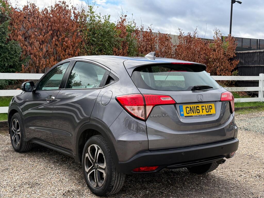 2016 Honda HR-V thumbnail 9