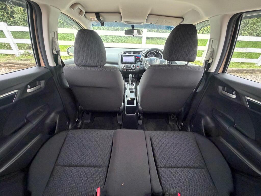 2014 Honda Jazz thumbnail 17