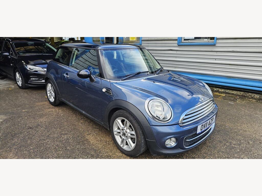 MINI Hatch Hatchback 1.6 Cooper D Euro 5 (s/s) 3dr
