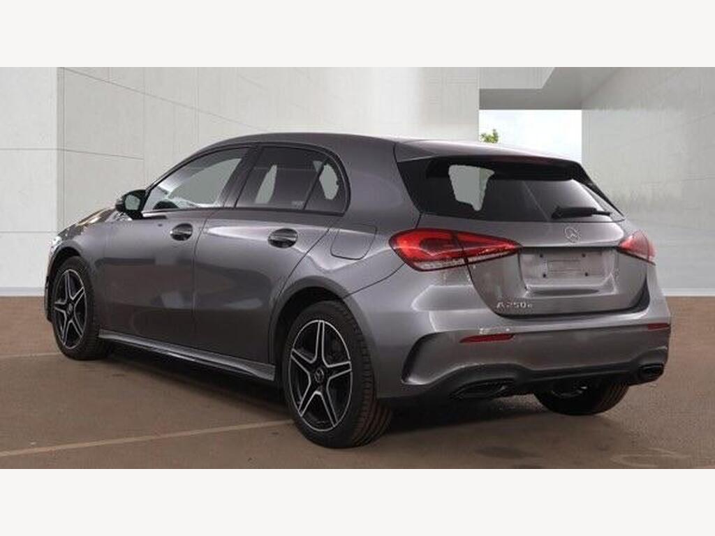 2022 Mercedes-Benz A Class thumbnail 4