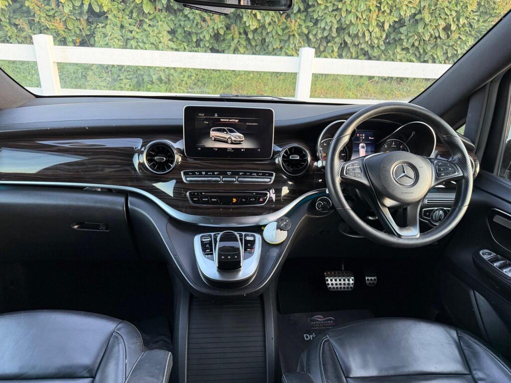 2019 Mercedes-Benz V Class thumbnail 2