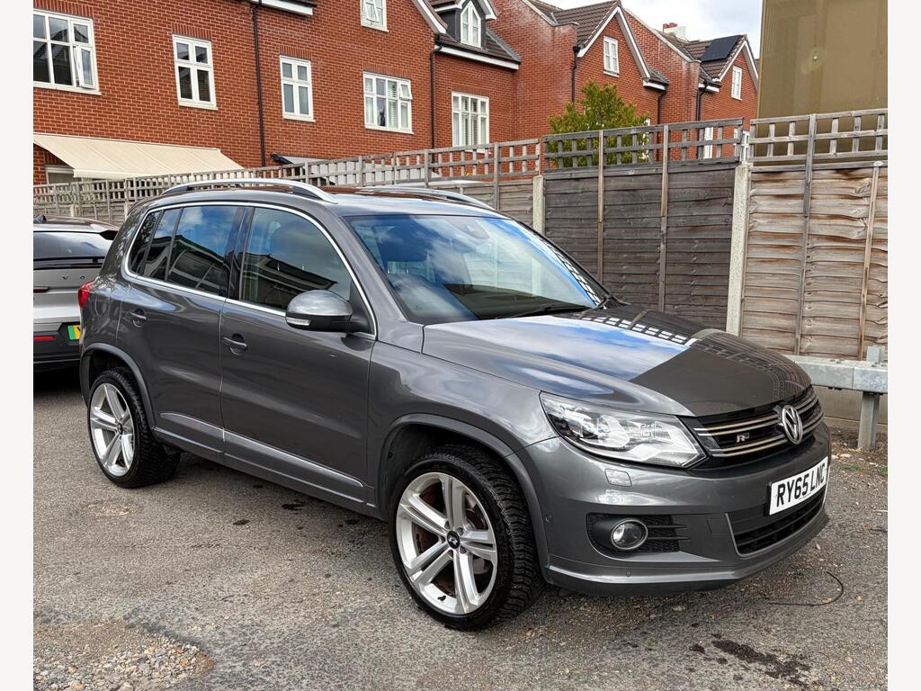 Volkswagen Tiguan SUV 2.0 TDI BlueMotion Tech R-Line Edition DSG 4WD Euro 6 (s/s) 5dr