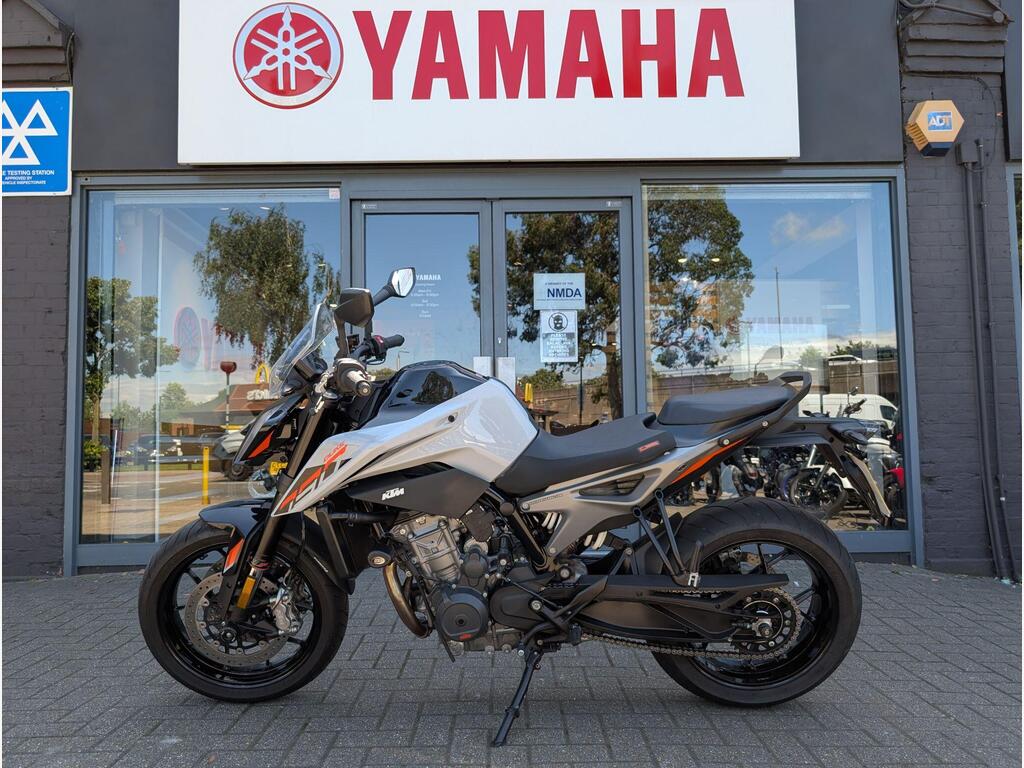 KTM 790 Duke