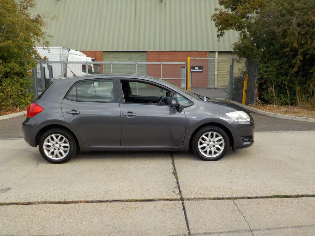 Toyota Auris Hatchback 1.6 VVT-i TR 5dr