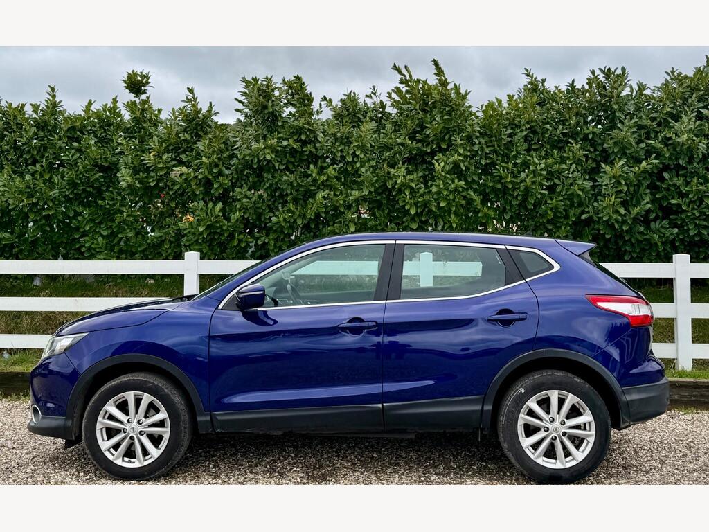 2014 Nissan Qashqai thumbnail 9