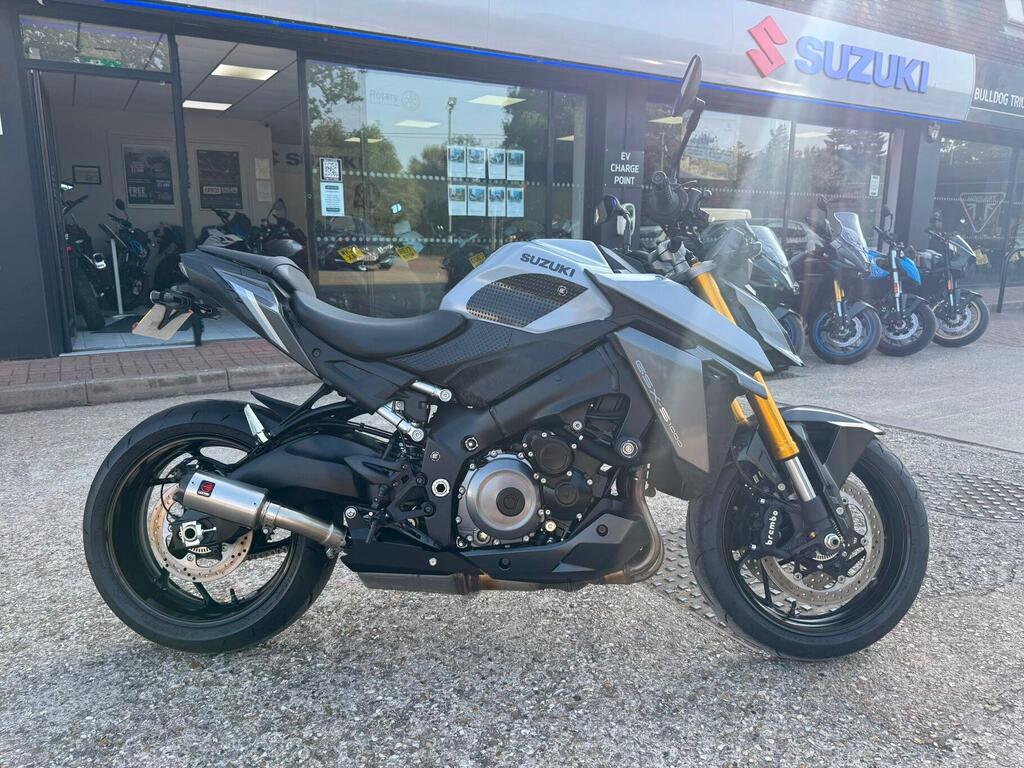 Suzuki GSX-S1000