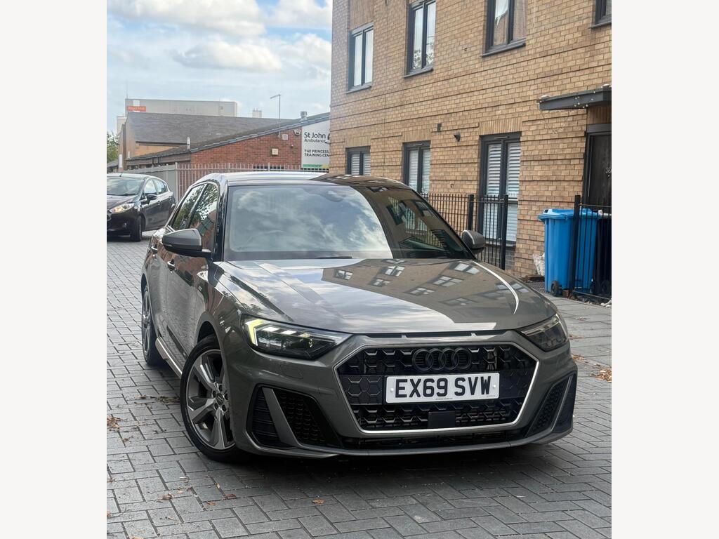 Audi A1 Hatchback 2.0 TFSI 40 S line Competition Sportback S Tronic Euro 6 (s/s) 5dr