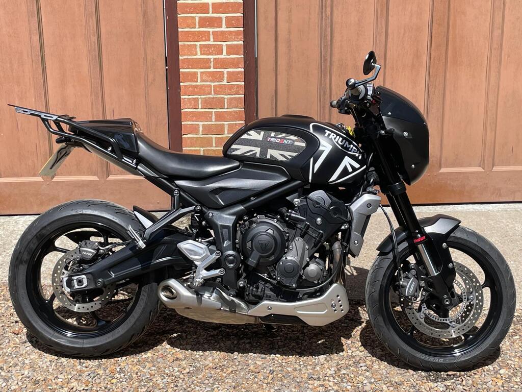 Triumph Trident 660