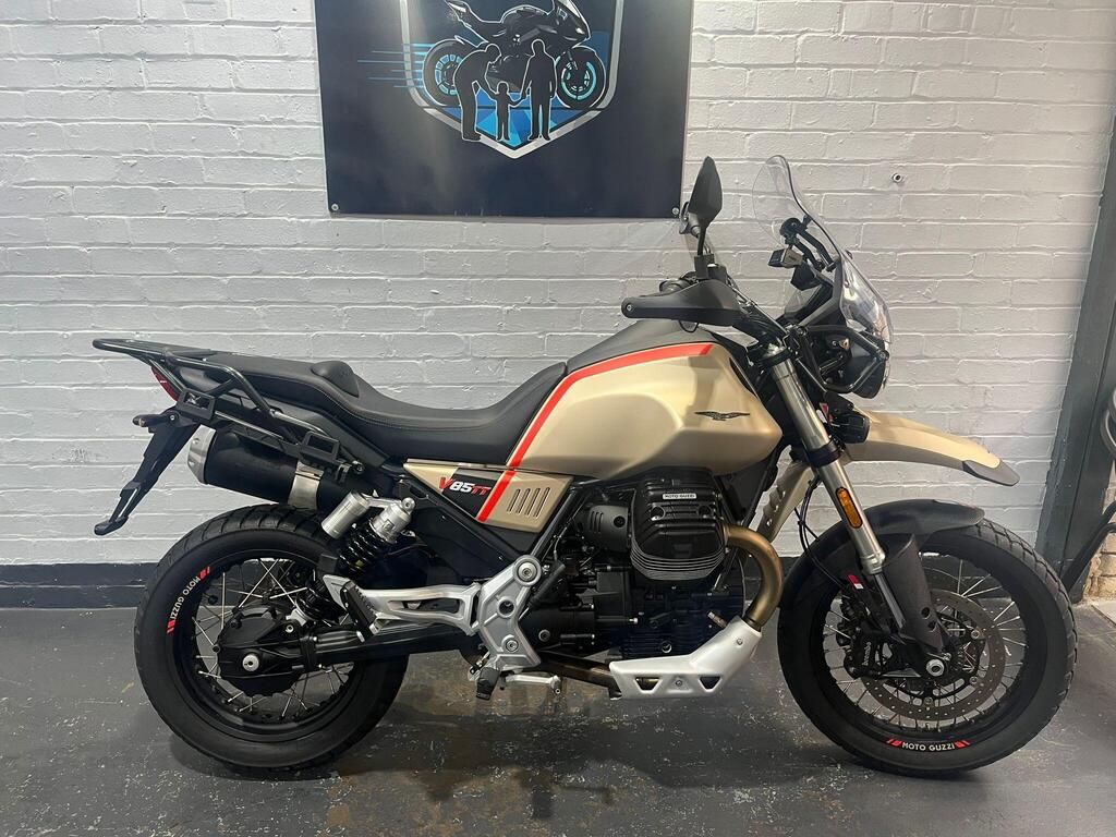 Moto Guzzi V85