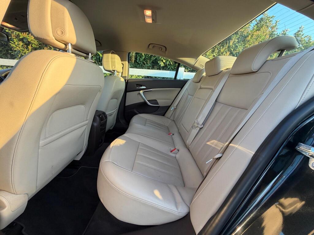 2010 Vauxhall Insignia thumbnail 22