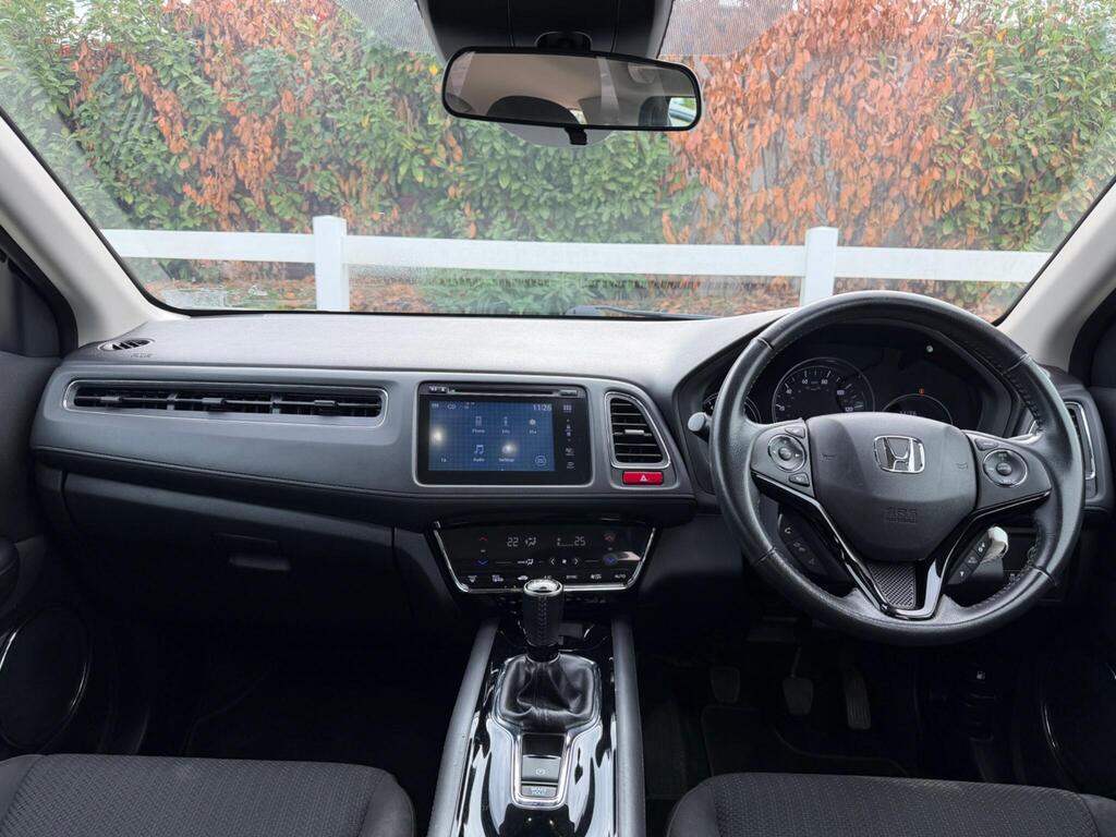 2016 Honda HR-V thumbnail 2