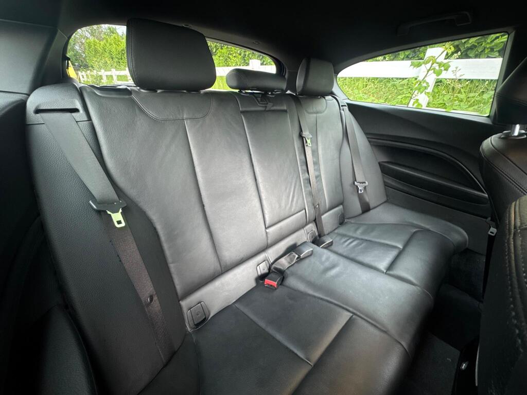 BMW 1 Series 3.0 M140i Shadow Edition Auto Euro 6 (s/s) 3dr thumbnail 23