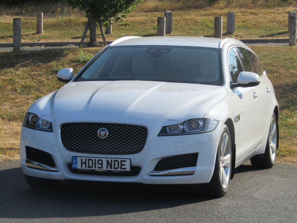 Jaguar XF Estate 2.0i Portfolio Sportbrake Auto Euro 6 (s/s) 5dr
