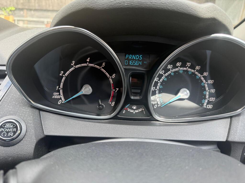 Ford Fiesta Hatchback 1.0T EcoBoost Titanium Powershift Euro 6 5dr