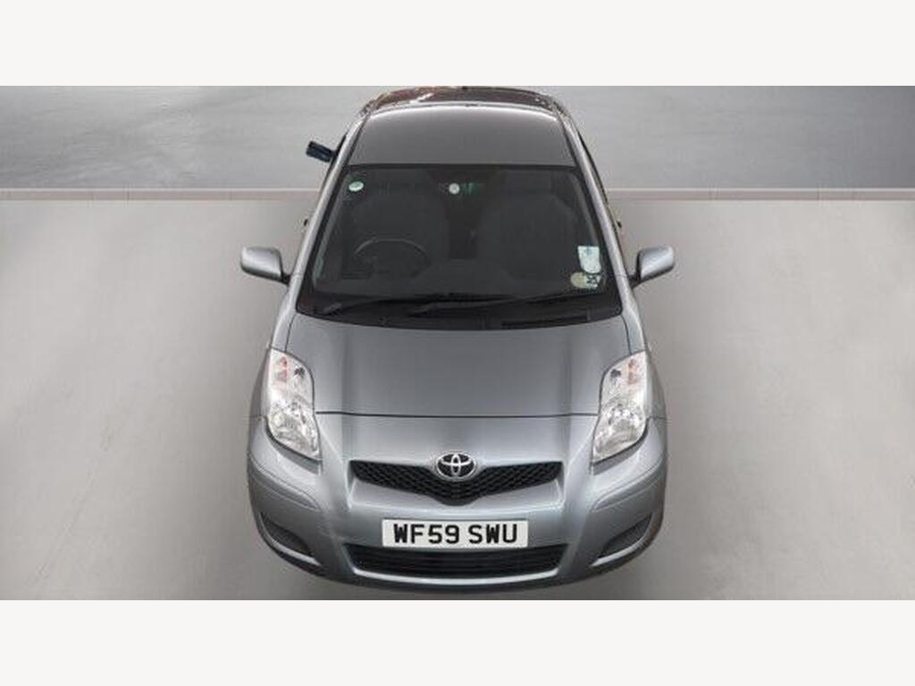 2009 Toyota Yaris thumbnail 4