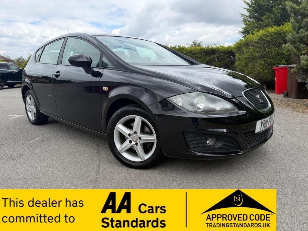 SEAT Leon Hatchback 1.6 TDI CR S Emocion Euro 5 (s/s) 5dr