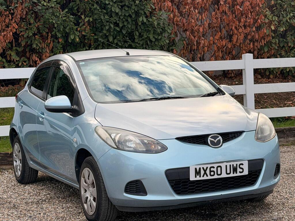 2011 Mazda Mazda2 thumbnail 8