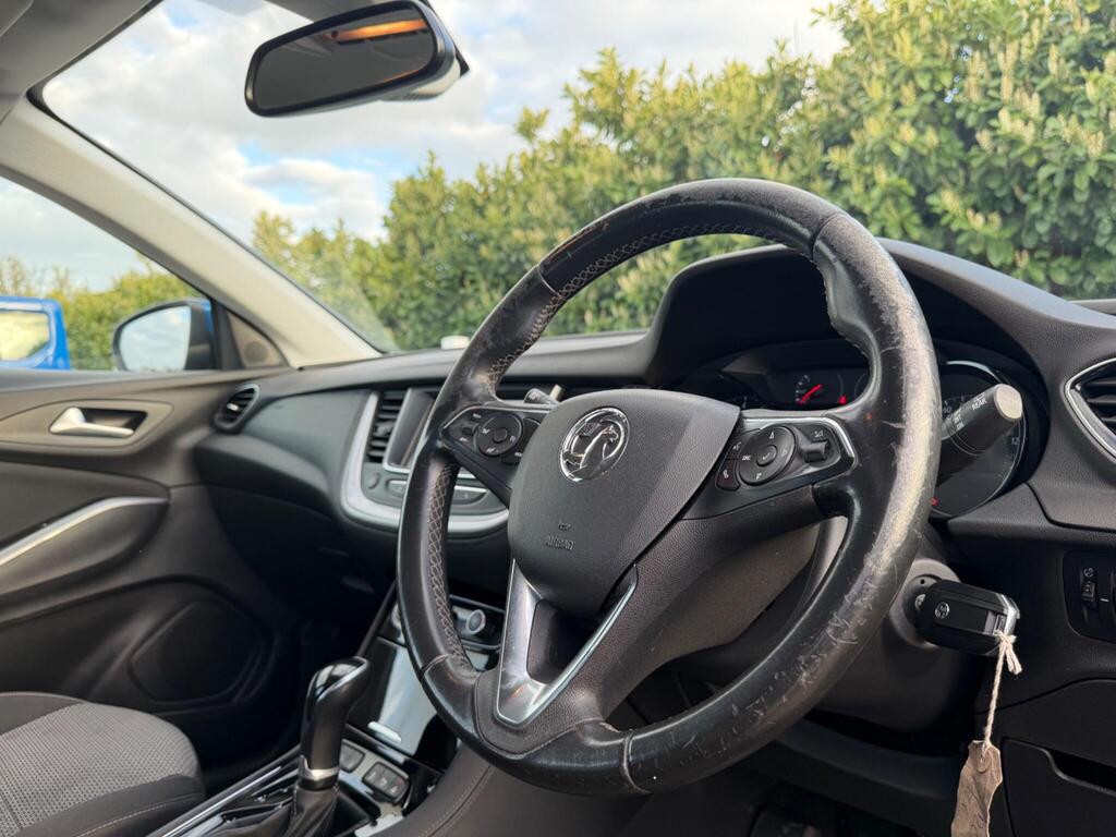 2020 Vauxhall Grandland X thumbnail 16