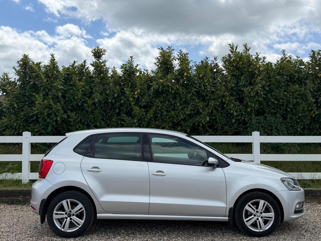 2016 Volkswagen Polo thumbnail 12
