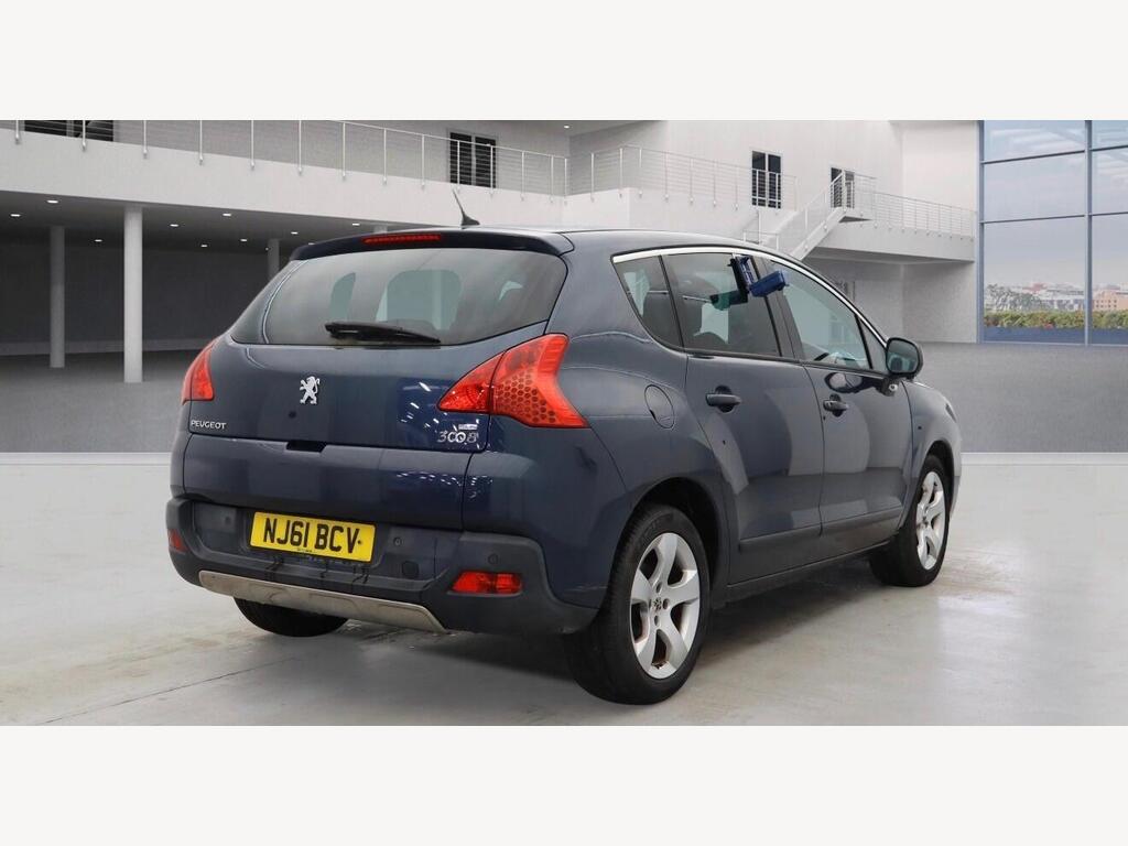 2011 Peugeot 3008 thumbnail 6