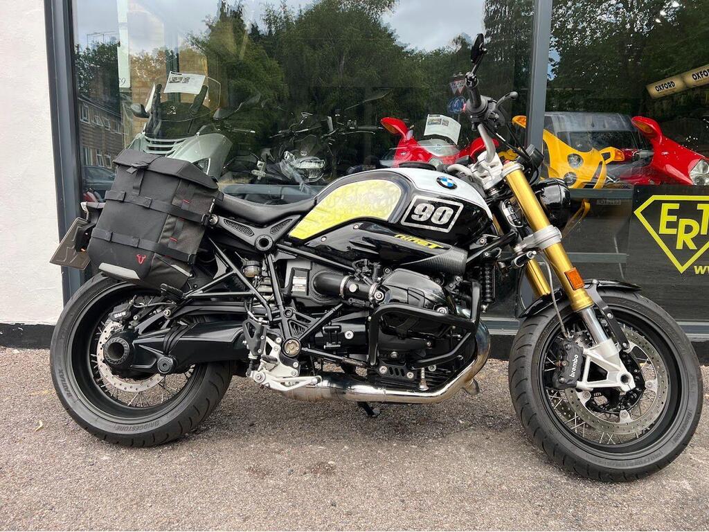 BMW R nineT