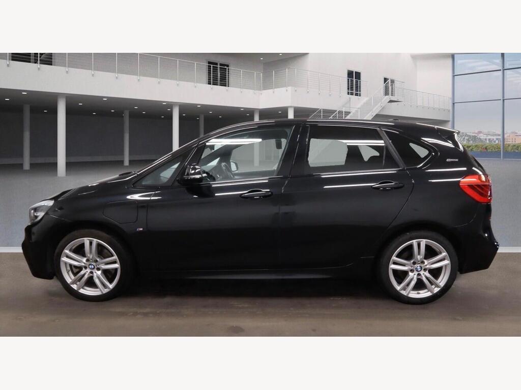 2017 BMW 2 Series Active Tourer thumbnail 4