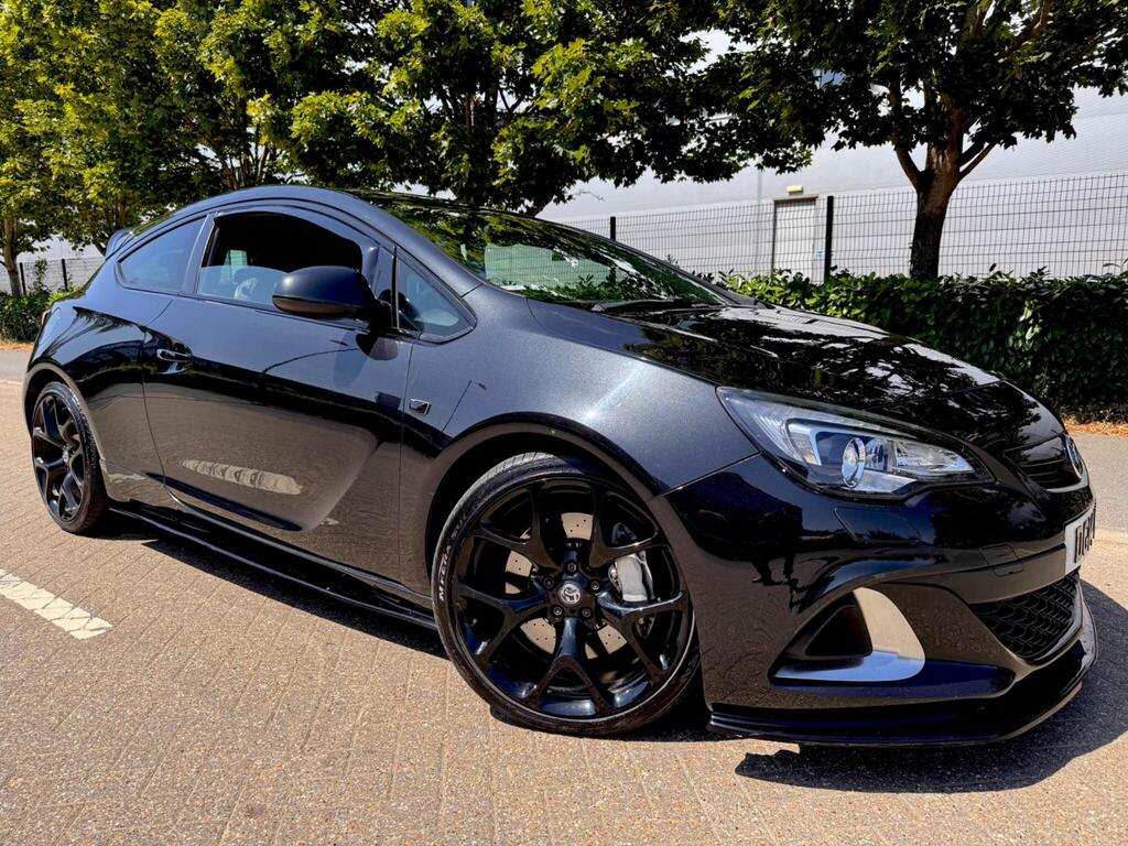 Vauxhall Astra GTC Coupe 2.0T VXR Euro 5 (s/s) 3dr