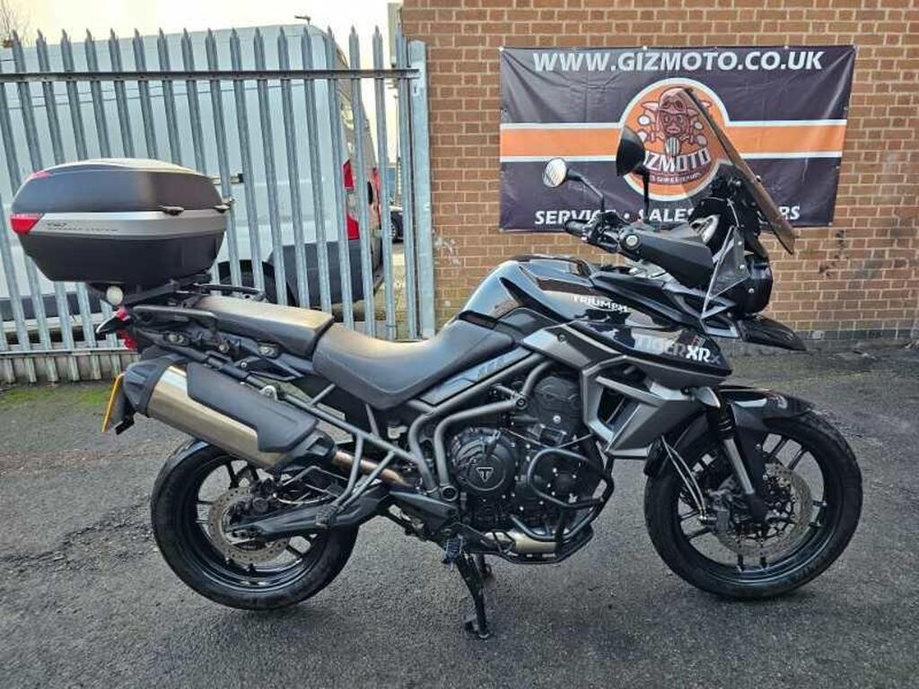 Triumph Tiger 800