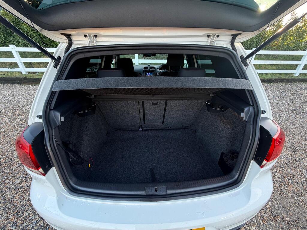 2009 Volkswagen Golf thumbnail 27