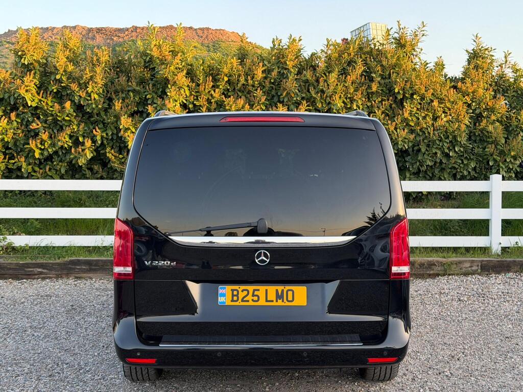 2019 Mercedes-Benz V Class thumbnail 10