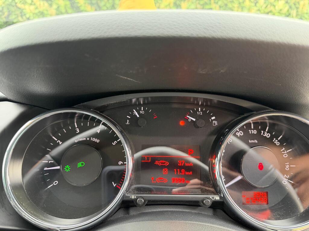 2014 Peugeot 3008 thumbnail 30