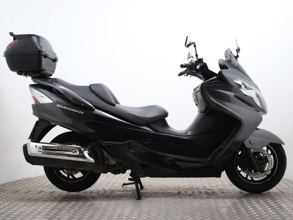 Suzuki Burgman 400