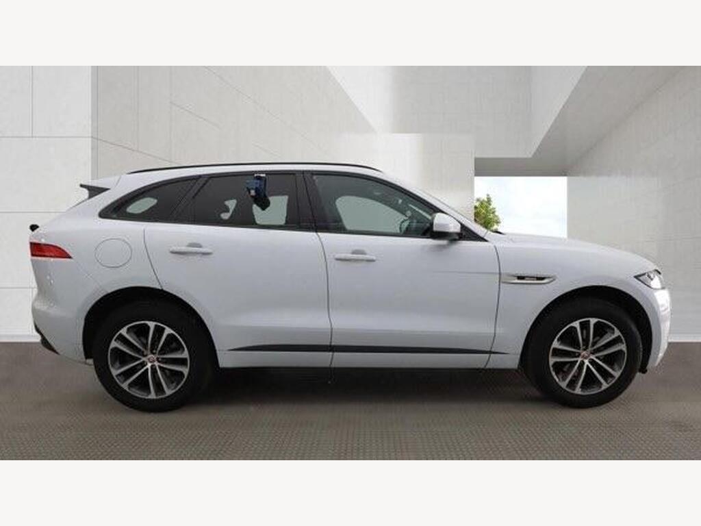 2017 Jaguar F-PACE thumbnail 7