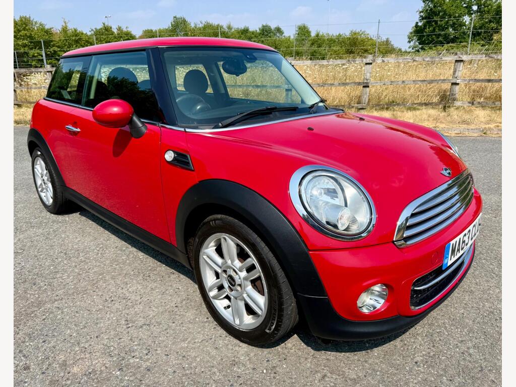 MINI Hatch Hatchback 1.6 Cooper D Euro 5 (s/s) 3dr