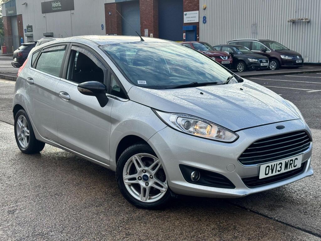 Ford Fiesta Hatchback 1.0 Zetec Euro 5 (s/s) 5dr