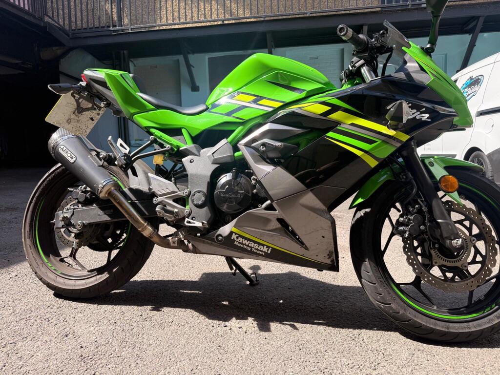 Kawasaki Ninja 125