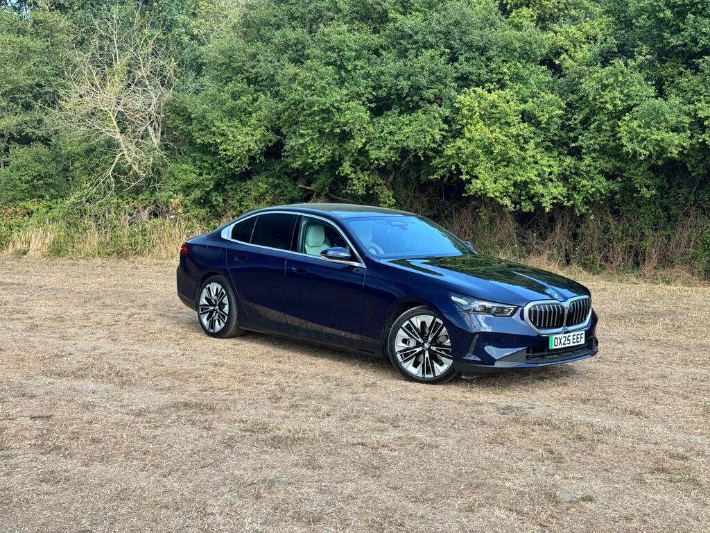 BMW i5
