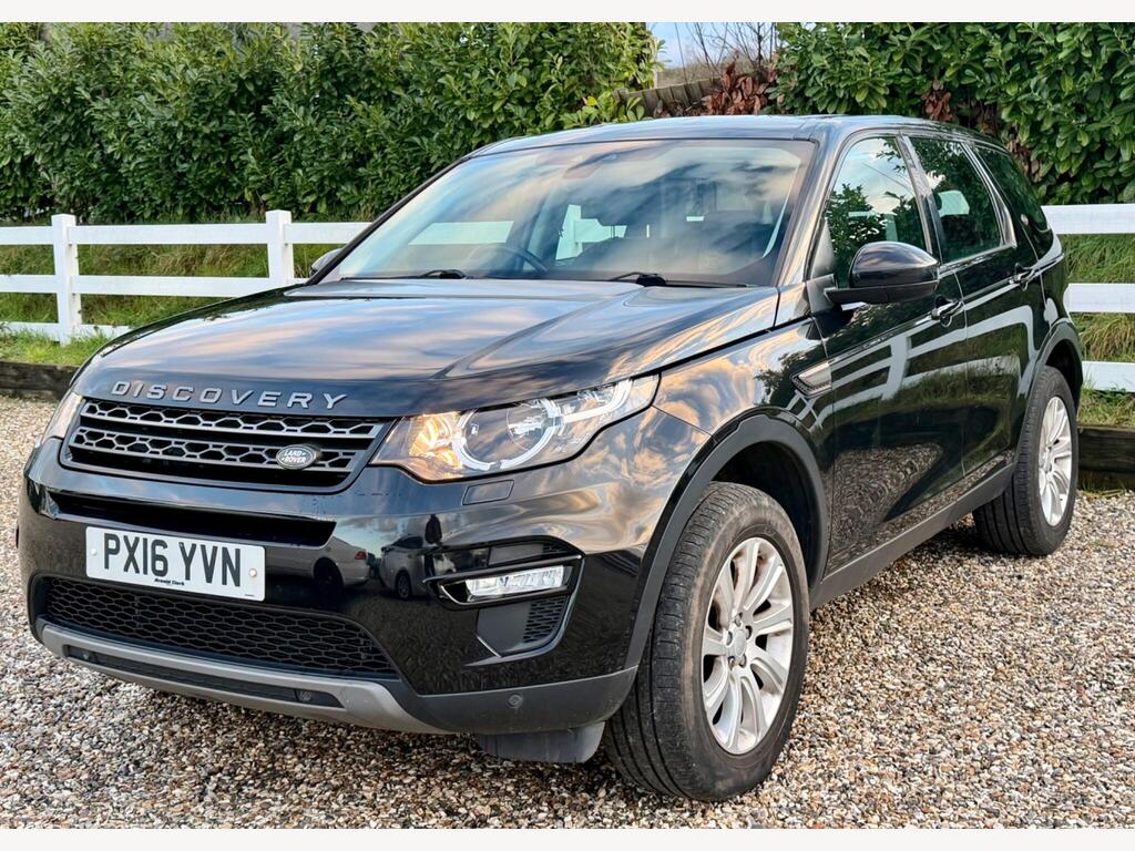 2016 Land Rover Discovery Sport thumbnail 4
