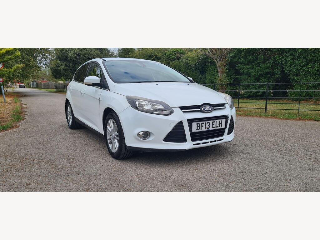 Ford Focus Hatchback 1.6 Zetec Powershift Euro 5 5dr