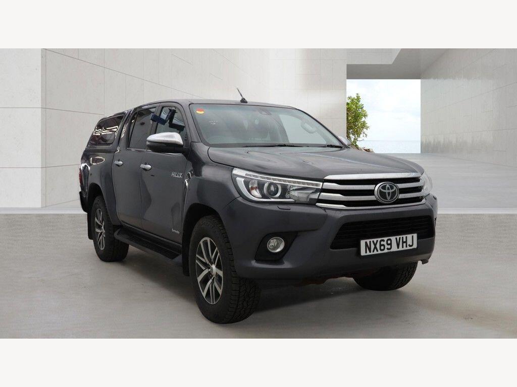 Toyota Hilux Pickup 2.4 D-4D Invincible Auto 4WD Euro 6 (s/s) 4dr (TSS)